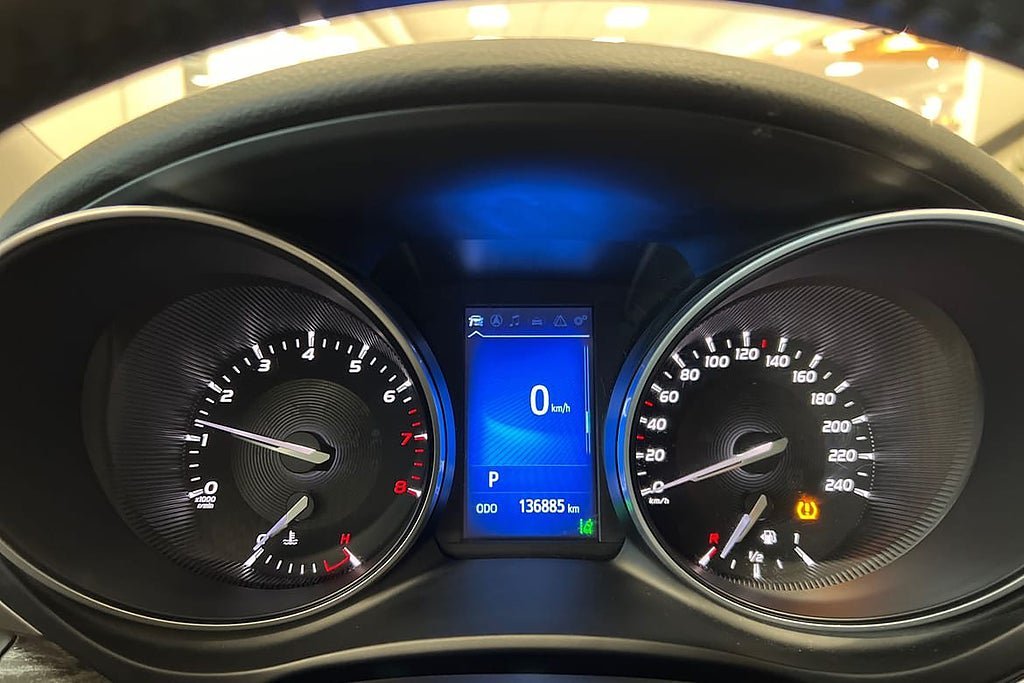 Vehicle Image 14