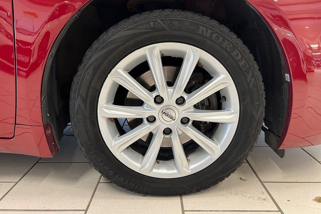 Vehicle Image 15