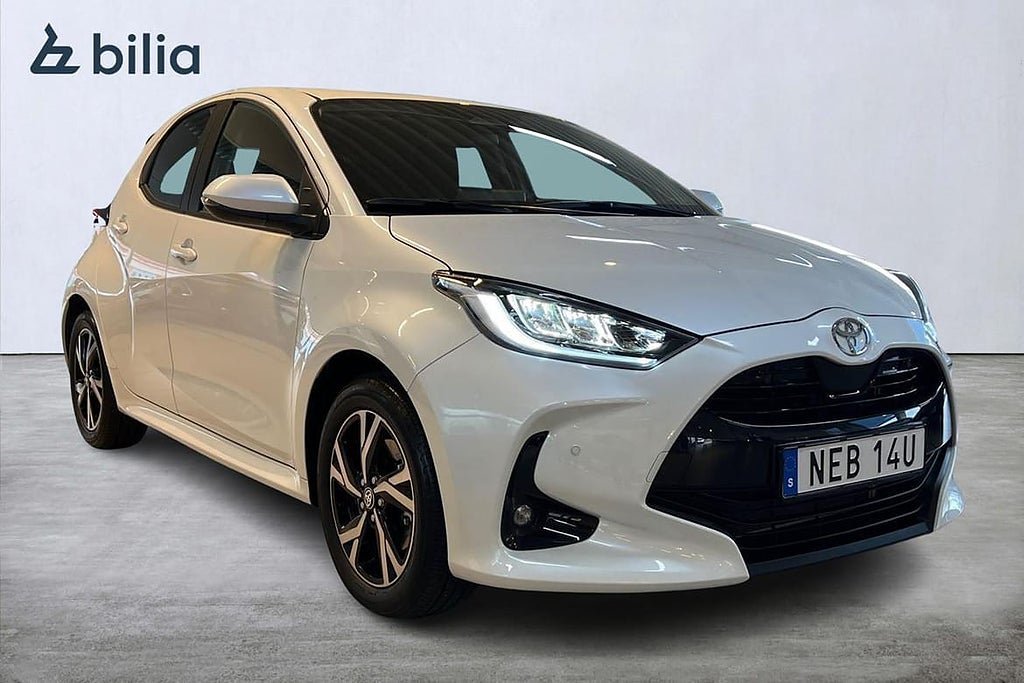 Vehicle Image 6