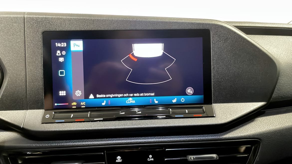 Vehicle Image 15