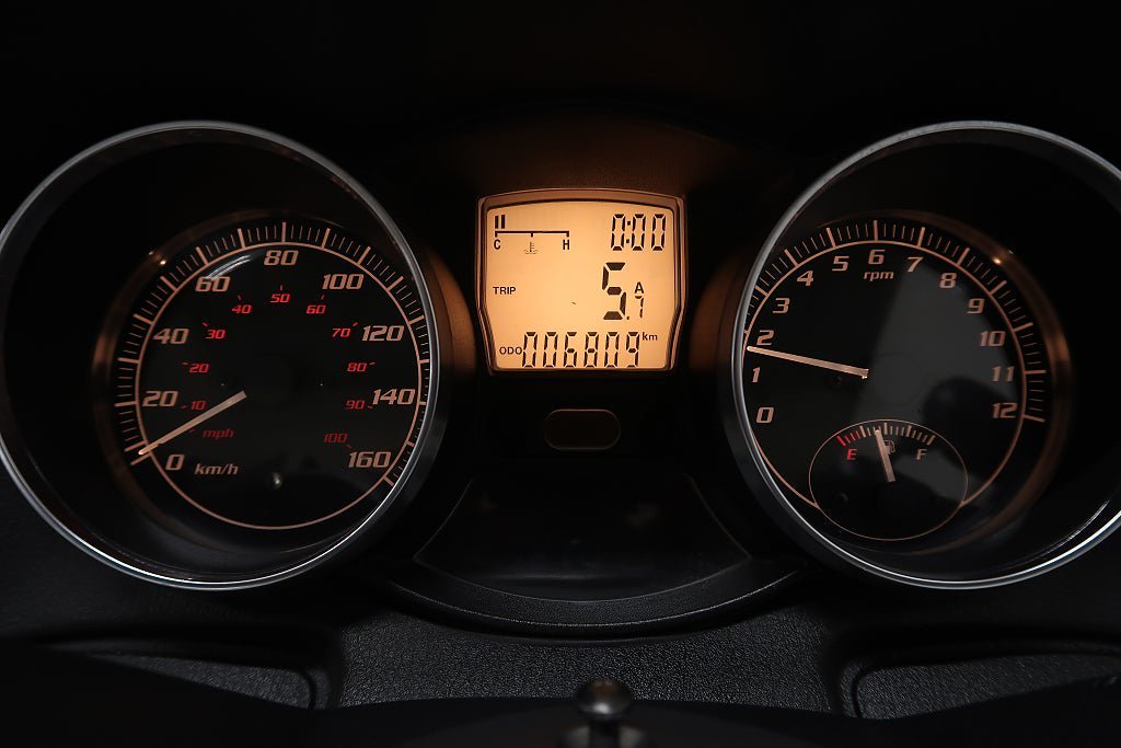 Vehicle Image 15