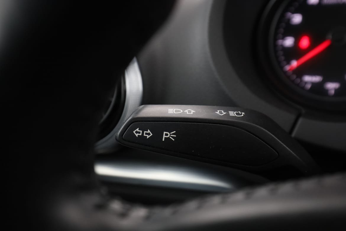 Vehicle Image 33
