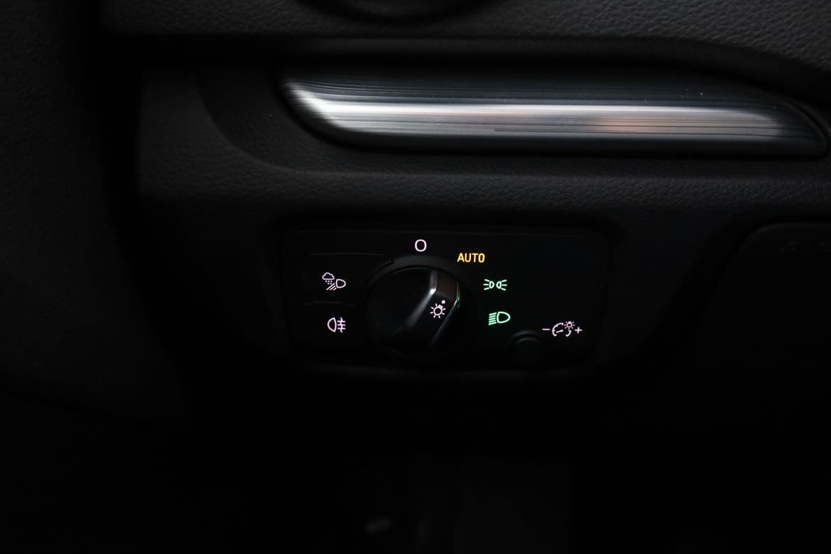 Vehicle Image 36
