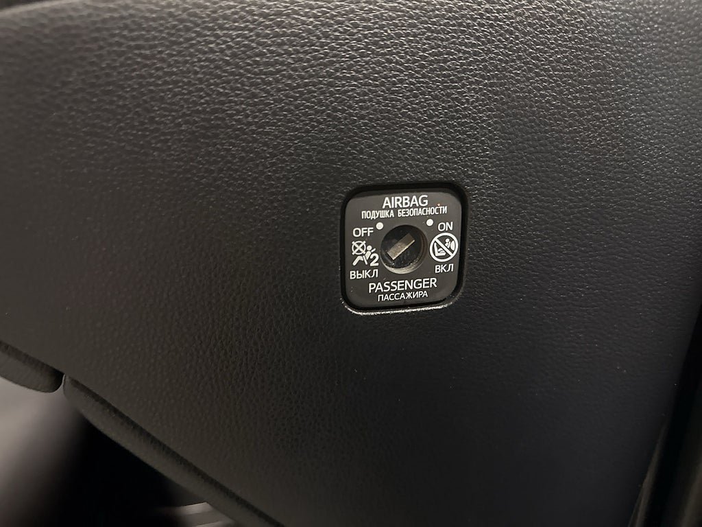 Vehicle Image 23