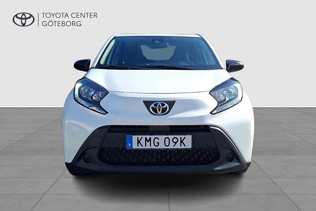 Vehicle Image 7