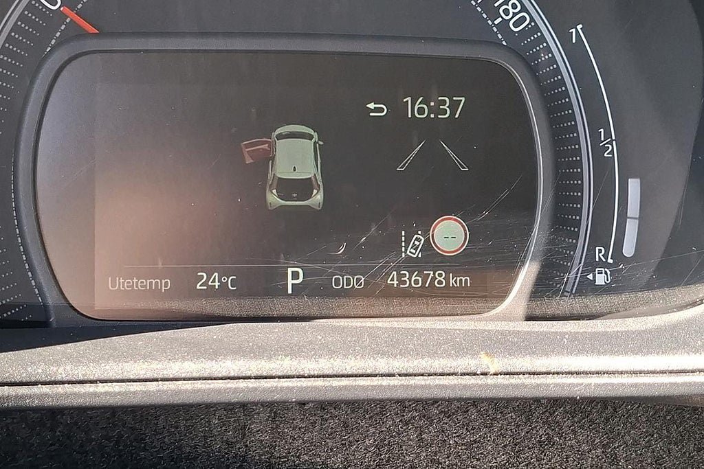 Vehicle Image 13