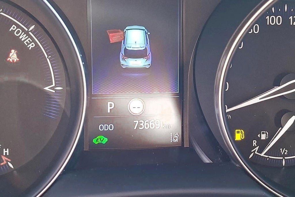 Vehicle Image 14