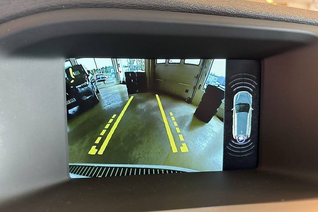 Vehicle Image 22