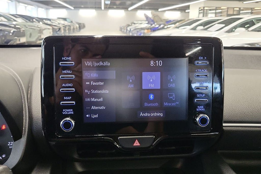 Vehicle Image 14