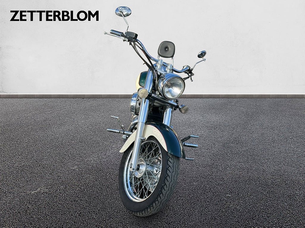 Vehicle Image 7