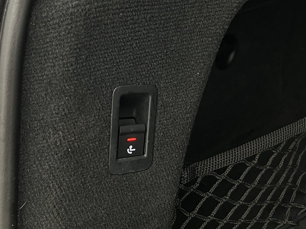 Vehicle Image 27