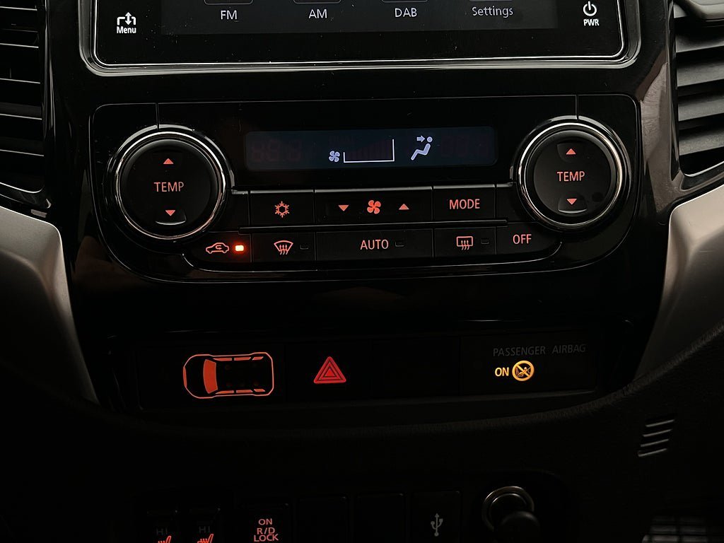 Vehicle Image 28