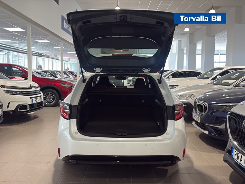 Vehicle Image 14