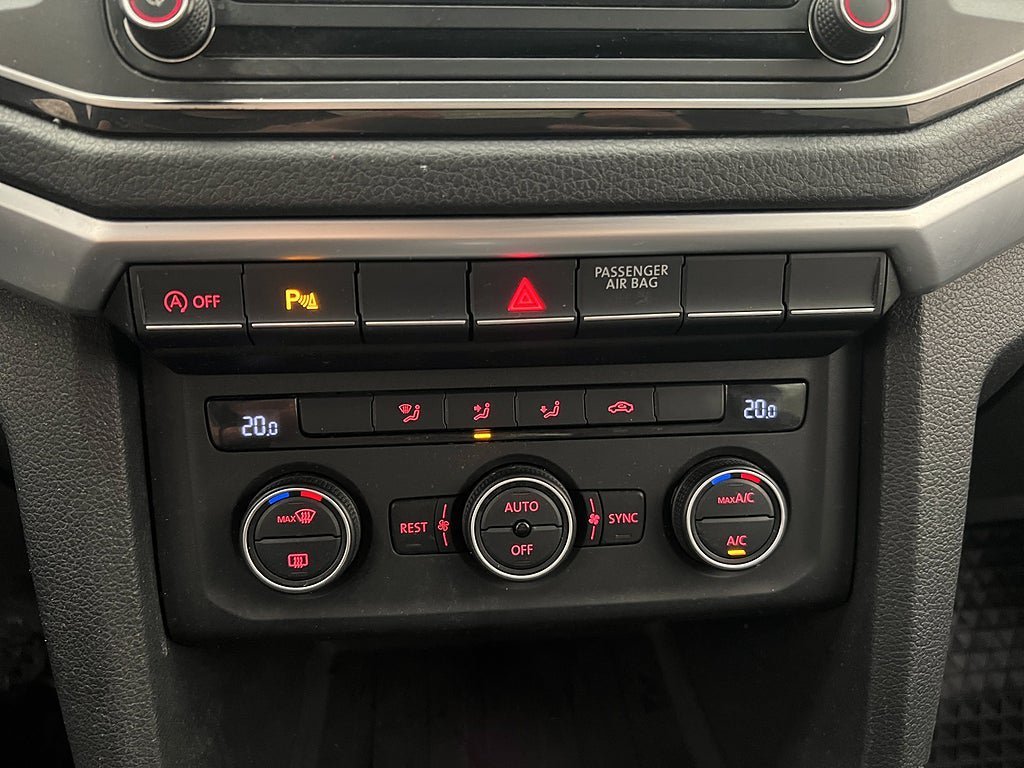 Vehicle Image 24