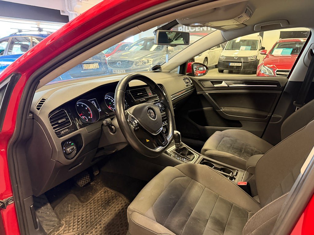 Vehicle Image 7