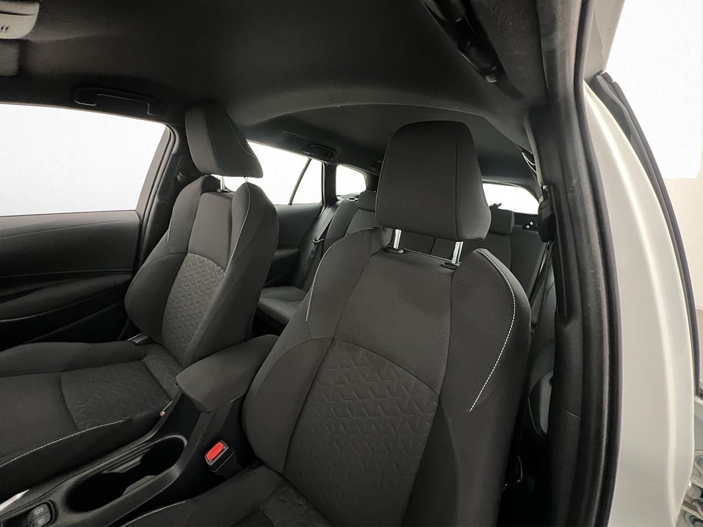 Vehicle Image 22