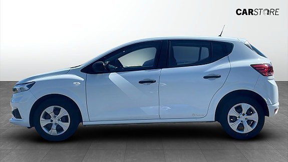 Vehicle Image 6