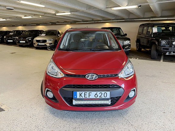 Vehicle Image 7