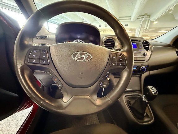 Vehicle Image 15
