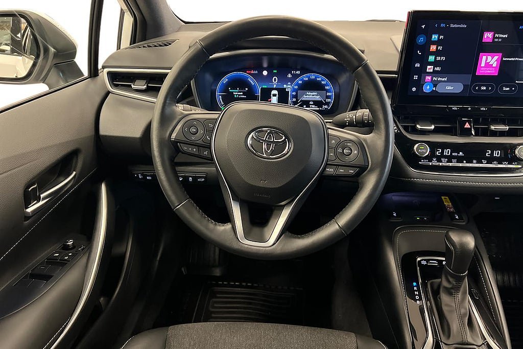 Vehicle Image 11