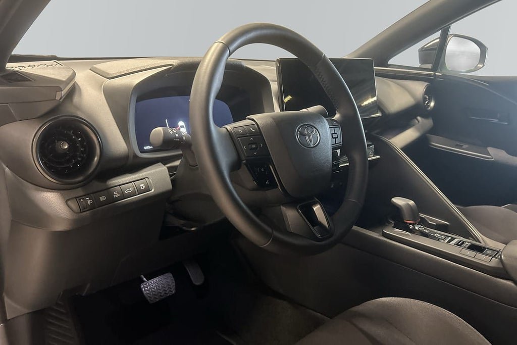 Vehicle Image 7