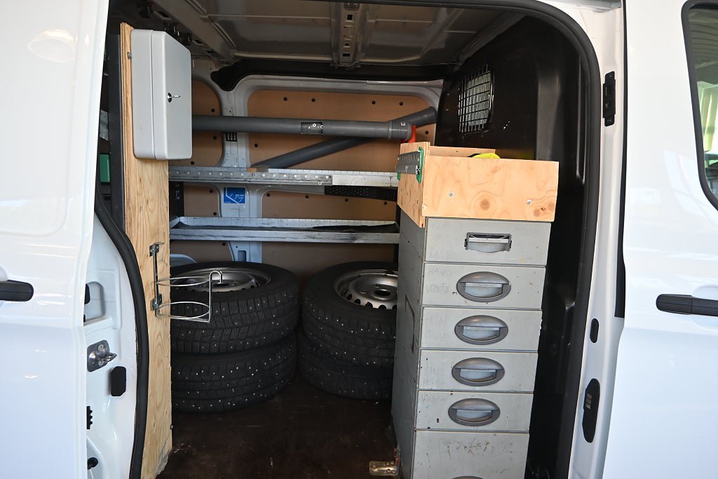 Vehicle Image 10