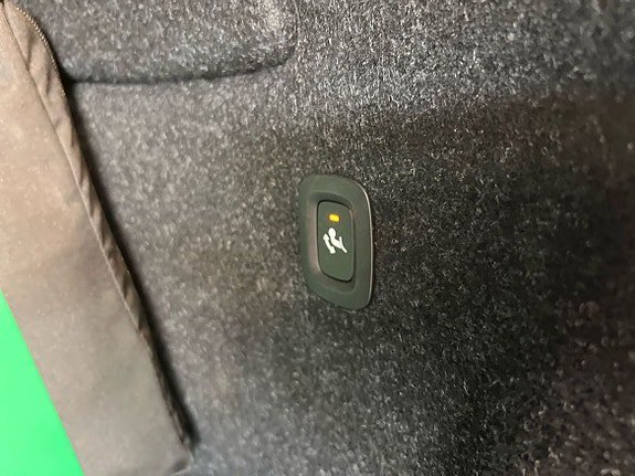 Vehicle Image 27