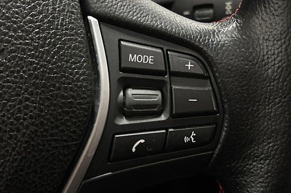 Vehicle Image 26