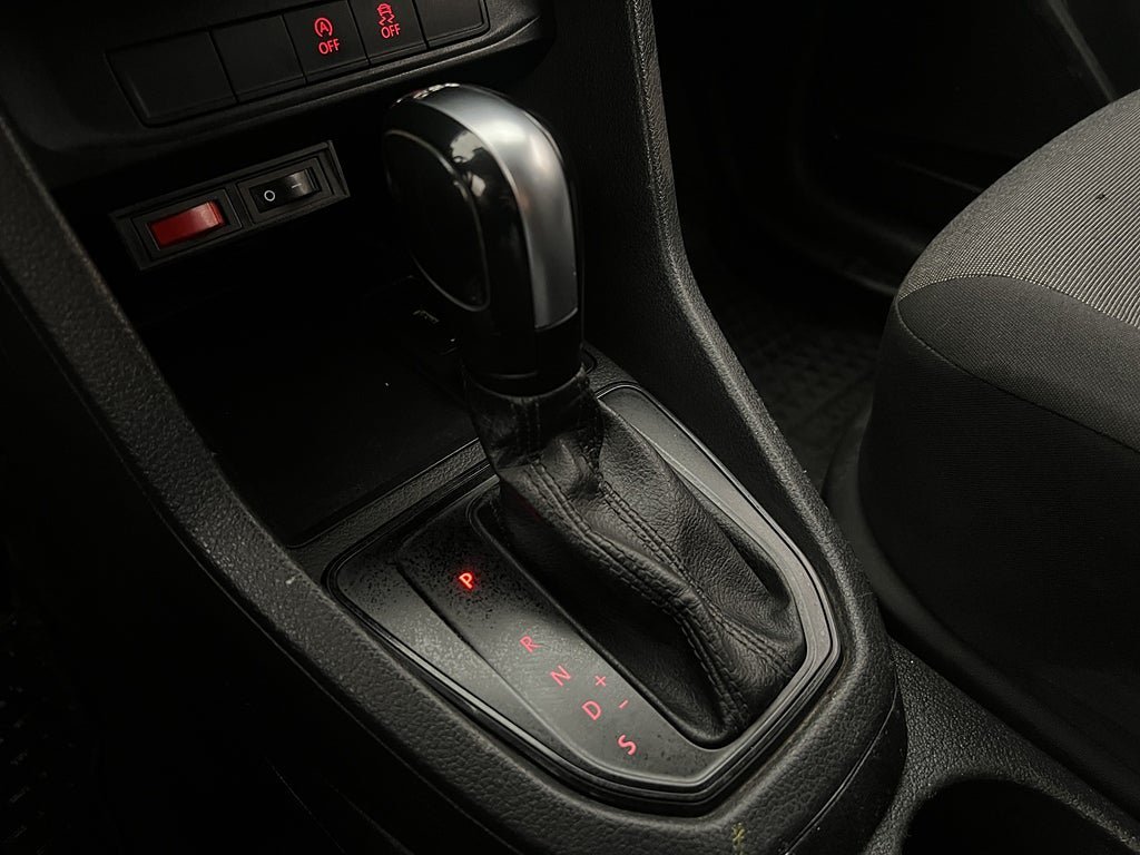 Vehicle Image 20