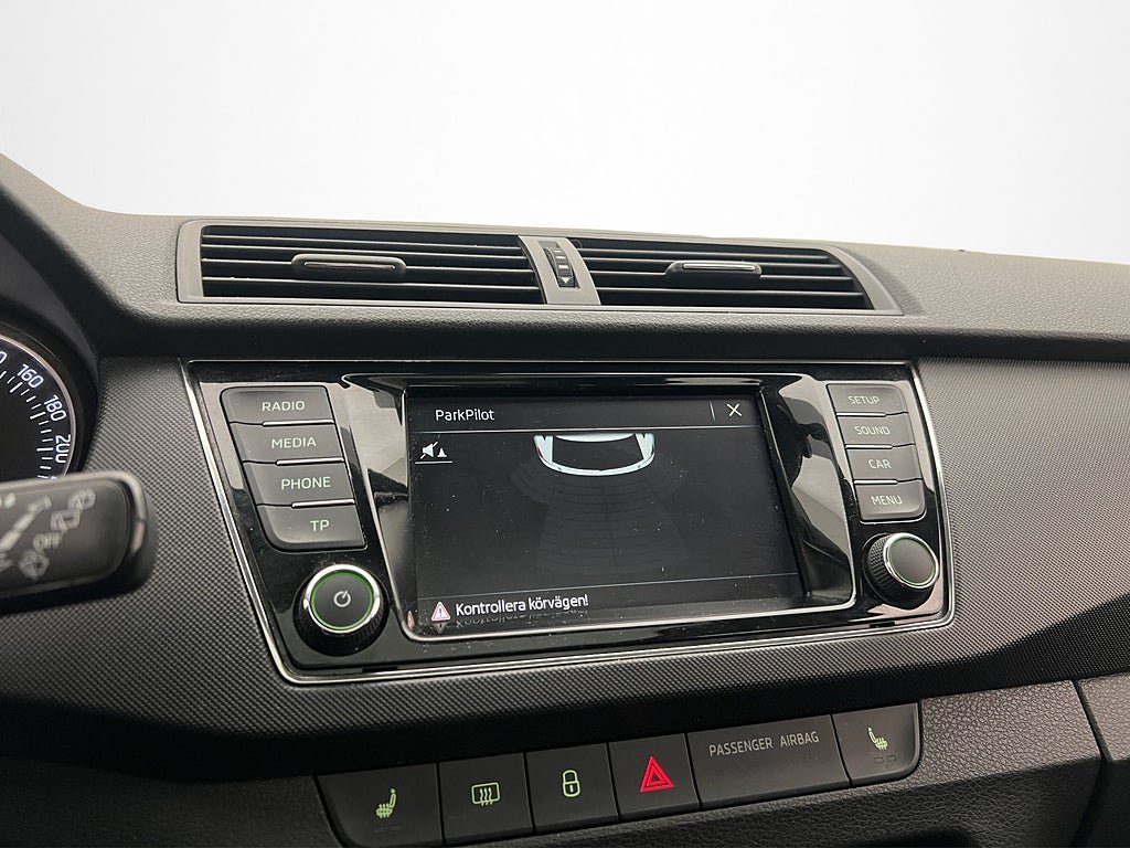Vehicle Image 23