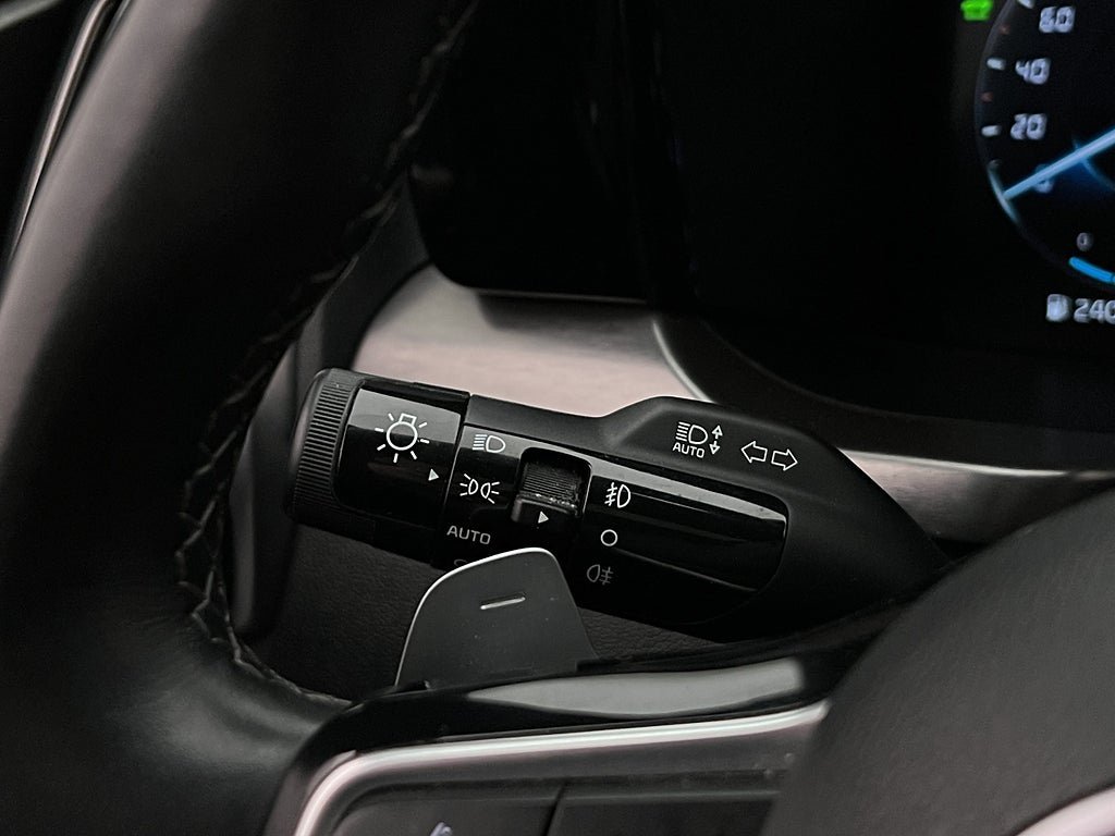 Vehicle Image 29