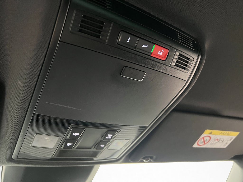 Vehicle Image 38