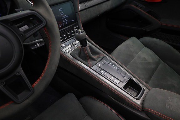 Vehicle Image 28
