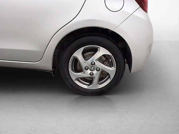 Vehicle Image 30