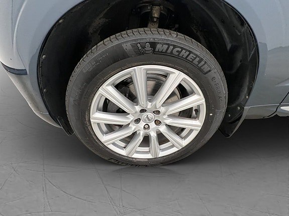 Vehicle Image 38