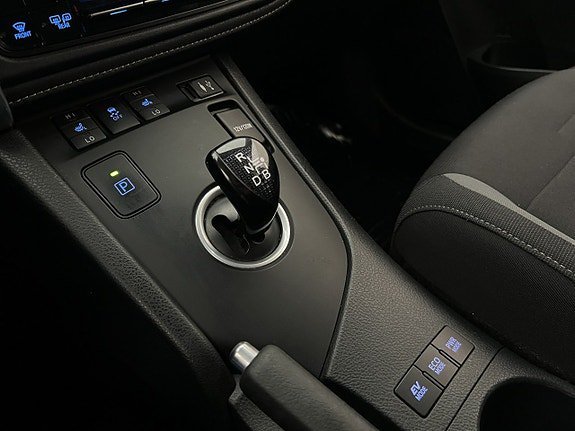 Vehicle Image 23
