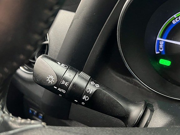 Vehicle Image 24