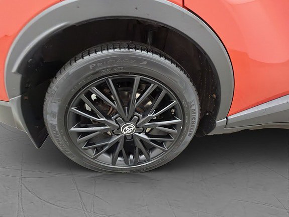 Vehicle Image 19