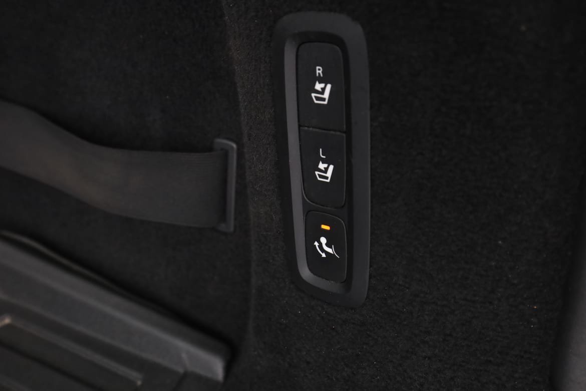 Vehicle Image 39