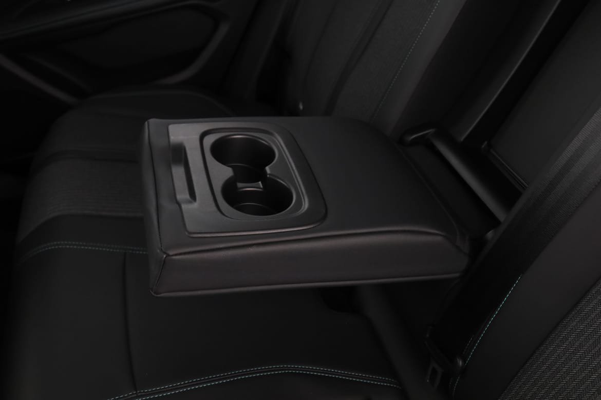 Vehicle Image 42