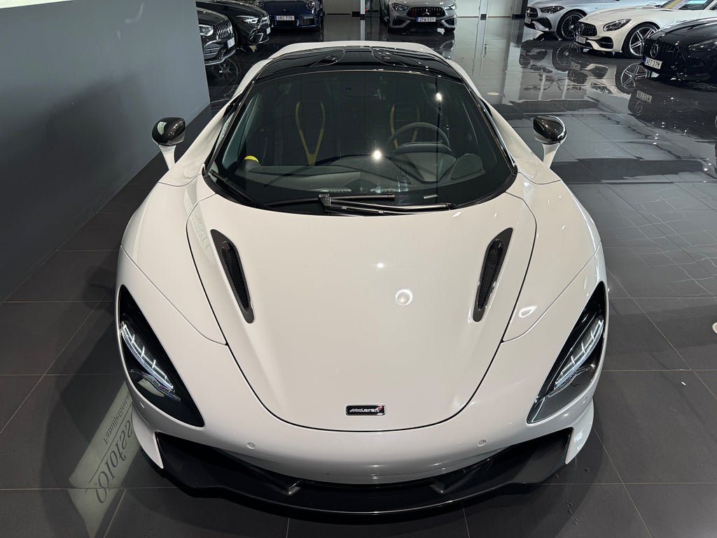 Vehicle Image 25
