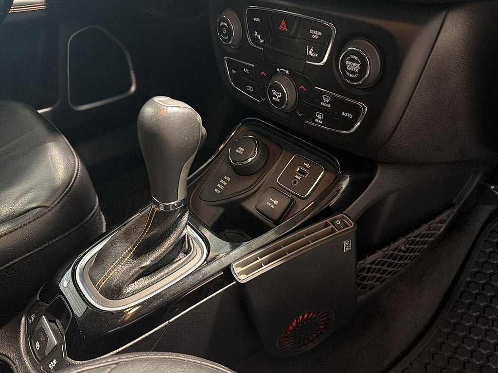 Vehicle Image 20