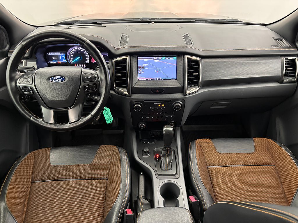 Vehicle Image 17