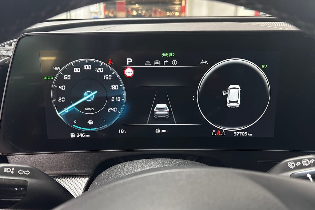 Vehicle Image 16
