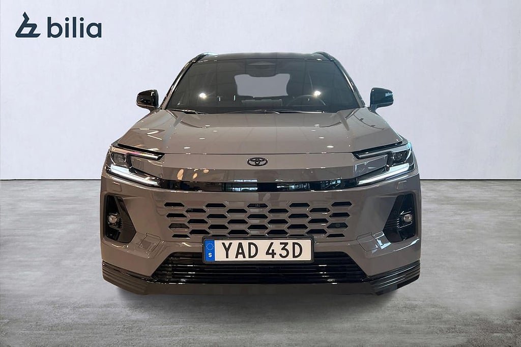 Vehicle Image 6