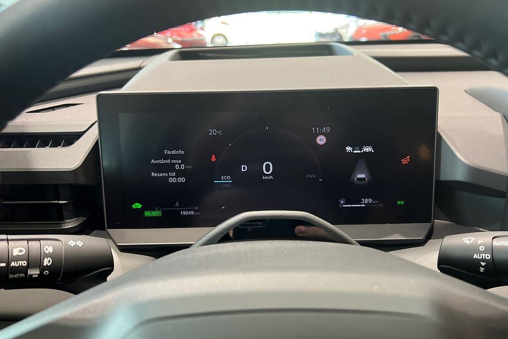 Vehicle Image 16