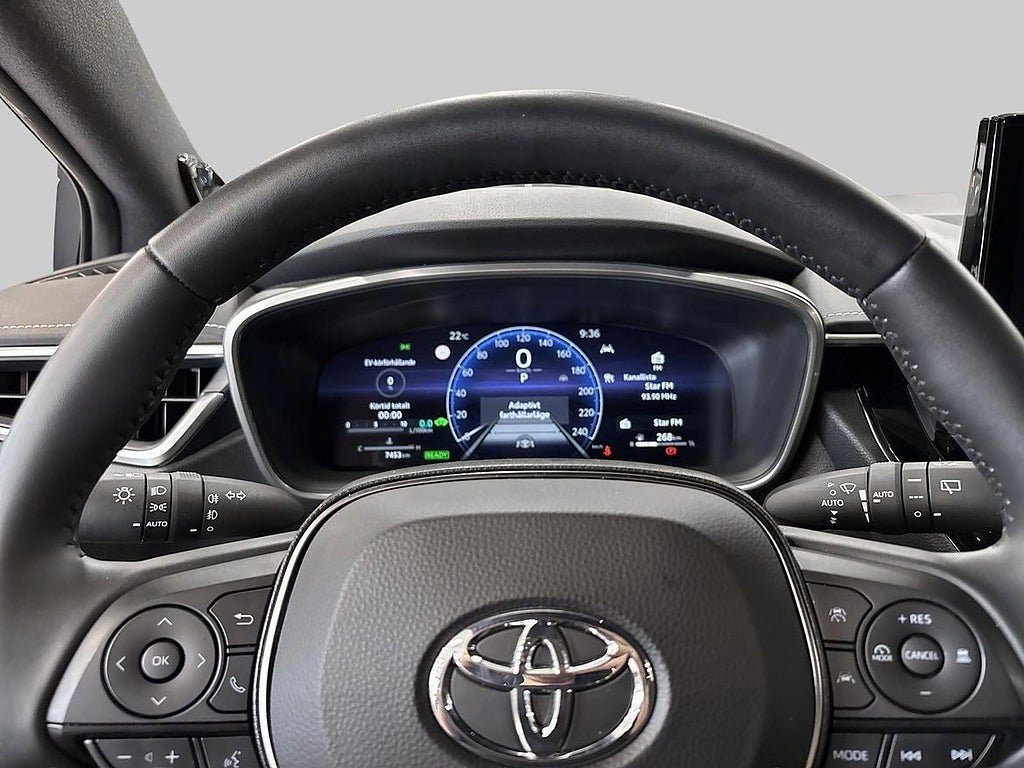 Vehicle Image 14