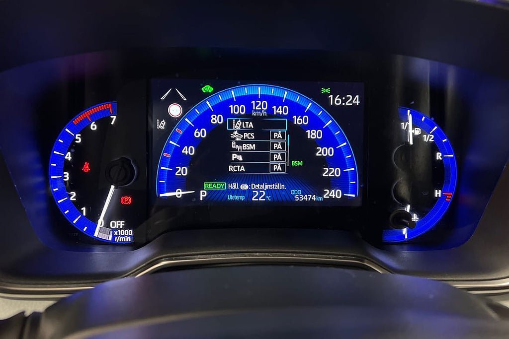 Vehicle Image 16