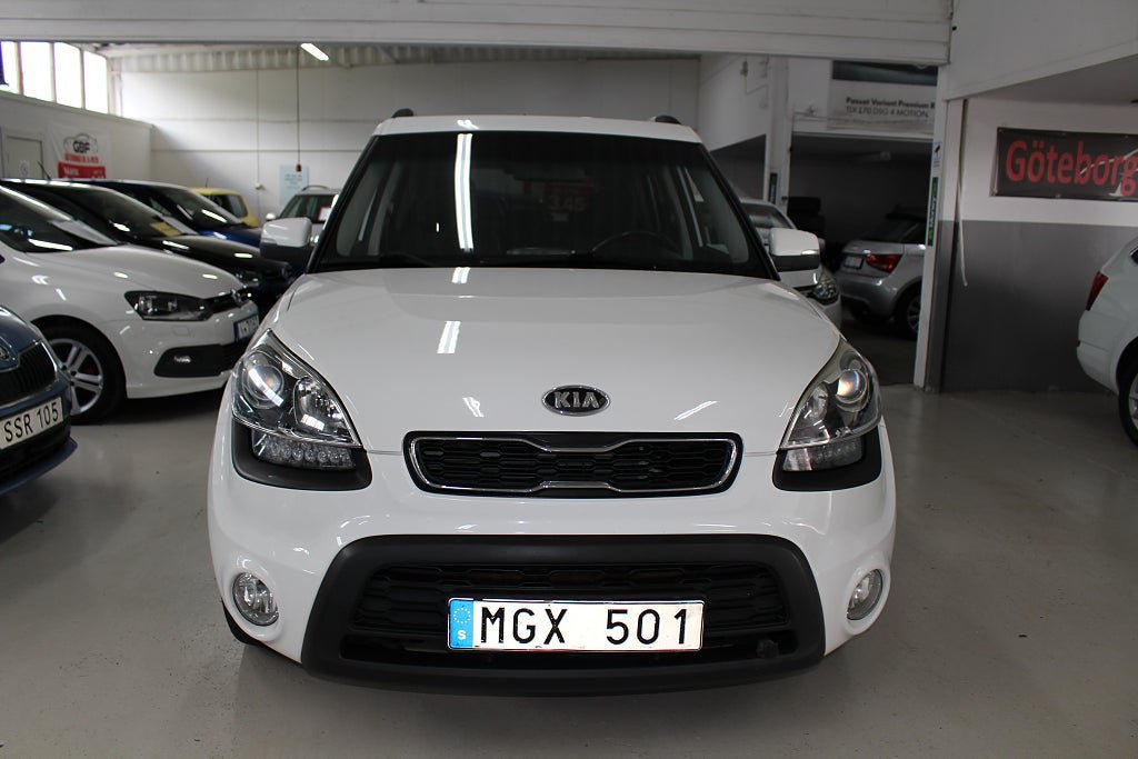 Vehicle Image 8