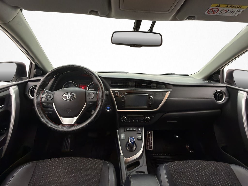 Vehicle Image 14